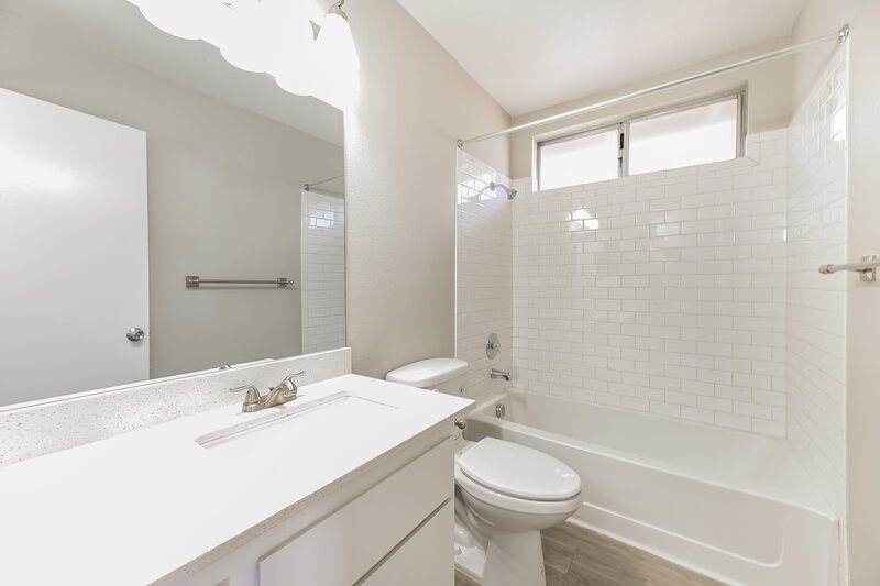 2,440/Mo, 1751 Forest Walk Dr Las Vegas, NV 89119 Bathroom View