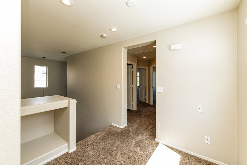 1,985/Mo, 9437 Jewel Lake Avenue Las Vegas, NV 89166 Loft View
