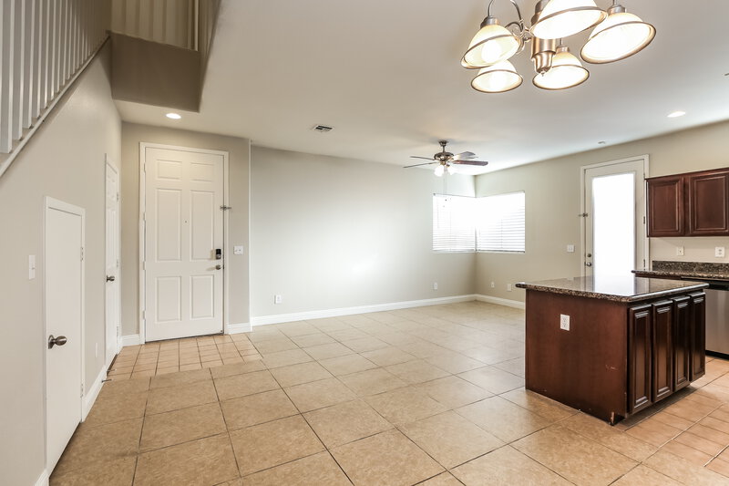 1,910/Mo, 8157 Maitai Avenue Las Vegas, NV 89147 Dining Room View