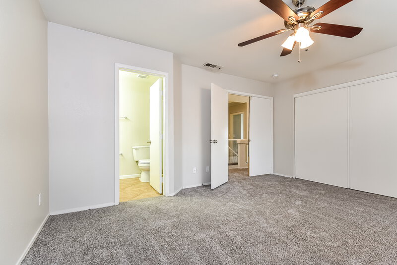 3,060/Mo, 8884 Hampton Green Avenue Las Vegas, NV 89129 Main Bedroom View 2