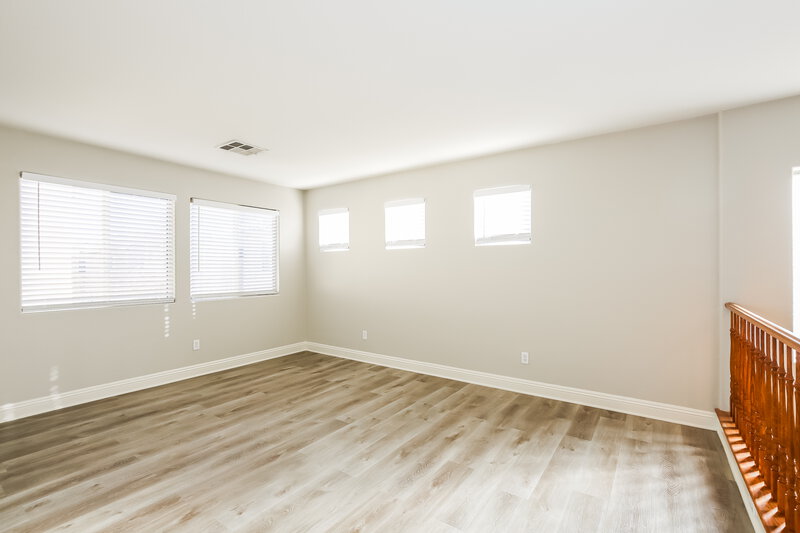 1,850/Mo, 4076 Oliver Sagebrush Drive Las Vegas, NV 89122 Family Room View