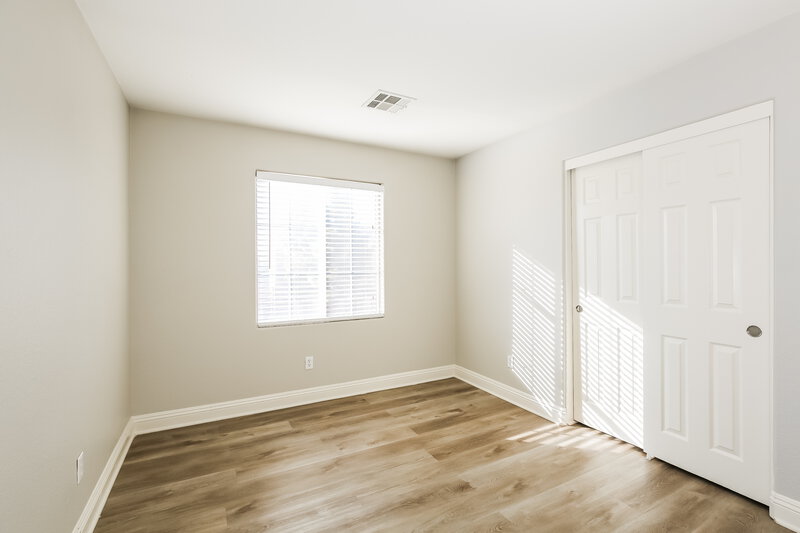 1,850/Mo, 4076 Oliver Sagebrush Drive Las Vegas, NV 89122 Bedroom View