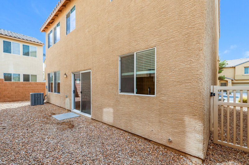 1,960/Mo, 4076 Oliver Sagebrush Drive Las Vegas, NV 89122 Rear View