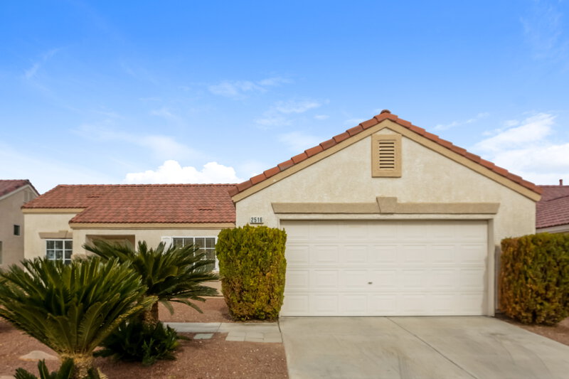 1,825/Mo, 2516 West El Campo Grande Avenue North Las Vegas, NV 89031 External View