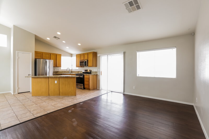 1,825/Mo, 2516 West El Campo Grande Avenue North Las Vegas, NV 89031 Living Room View