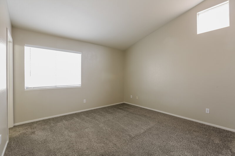 1,825/Mo, 2516 West El Campo Grande Avenue North Las Vegas, NV 89031 Main Bedroom View