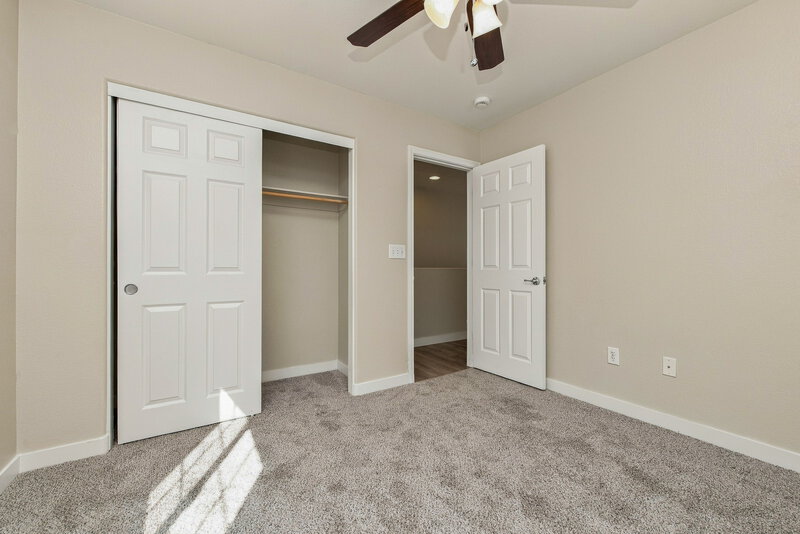 2,080/Mo, 5344 Brazelton St North Las Vegas, NV 89081 Bedroom View 2