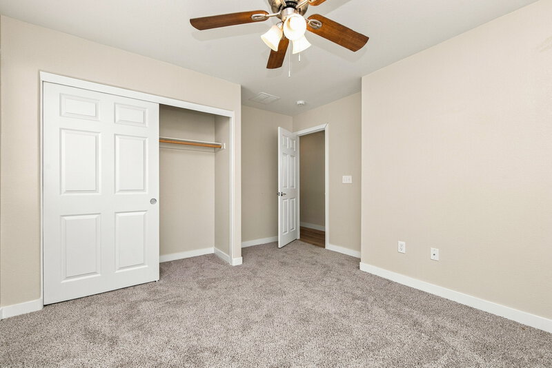 2,080/Mo, 5344 Brazelton St North Las Vegas, NV 89081 Bedroom View 4