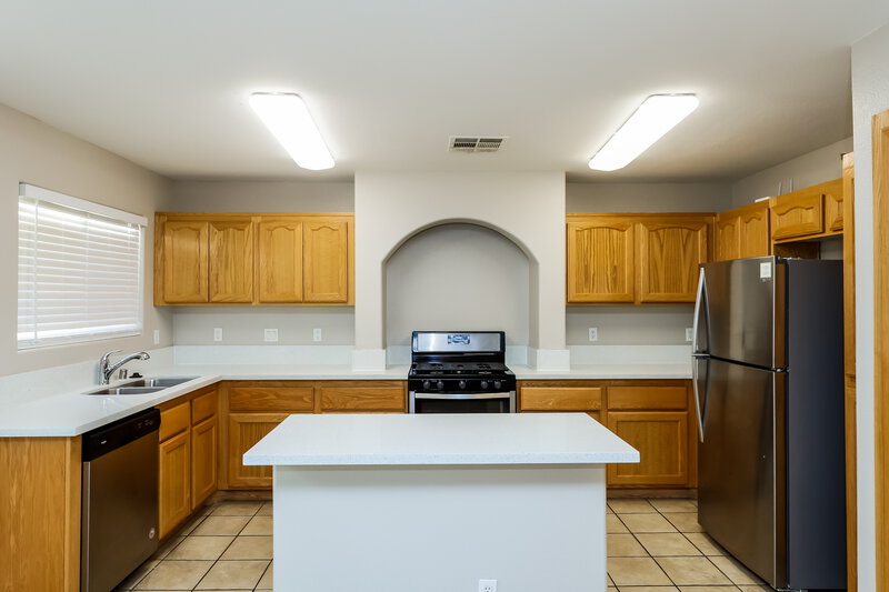2,055/Mo, 7480 Celosia Street Las Vegas, NV 89113 Kitchen View