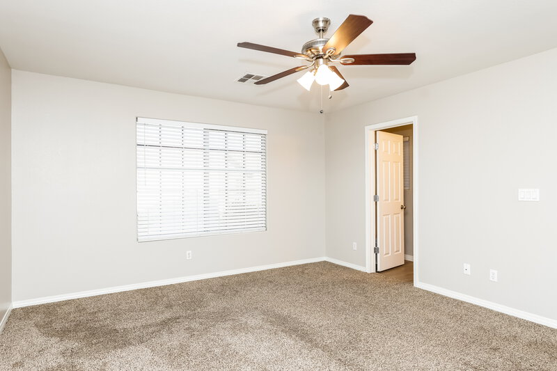 2,055/Mo, 7480 Celosia Street Las Vegas, NV 89113 Bedroom View 3