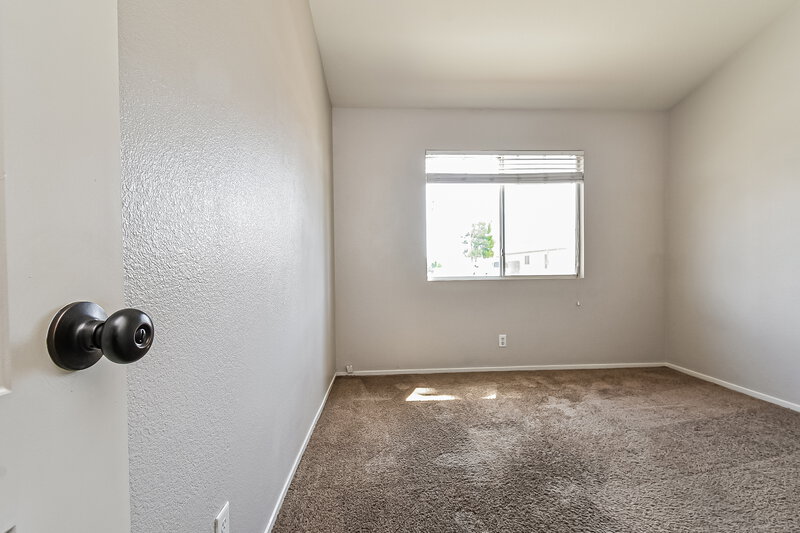 1,905/Mo, 4515 Shannon Jean Court North Las Vegas, NV 89081 Bedroom View