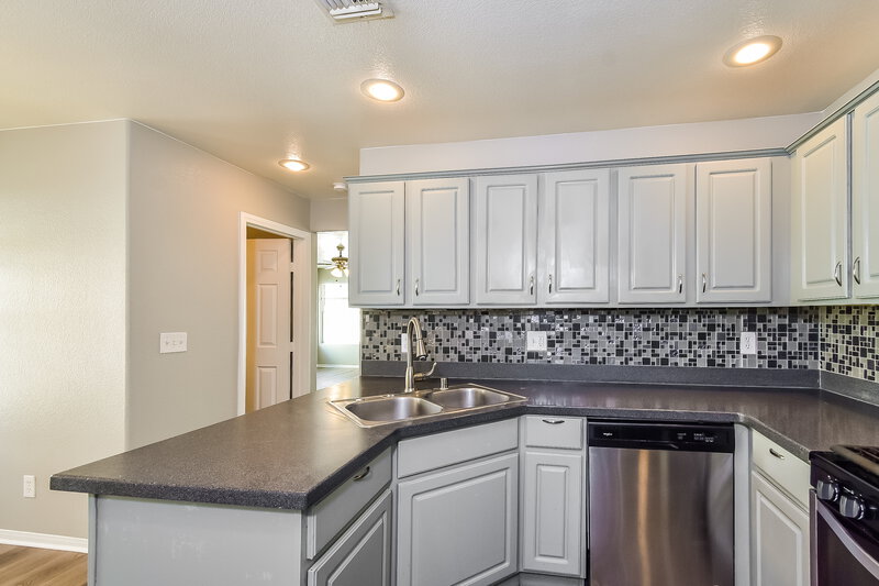 2,195/Mo, 4048 Hazelridge Drive Las Vegas, NV 89129 Kitchen View 2