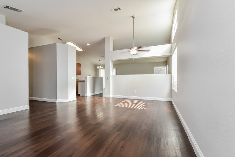 2,095/Mo, 324 Montessa Avenue North Las Vegas, NV 89031 Family Room View