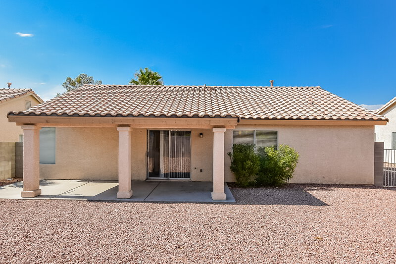 2,095/Mo, 324 Montessa Avenue North Las Vegas, NV 89031 Rear View 2