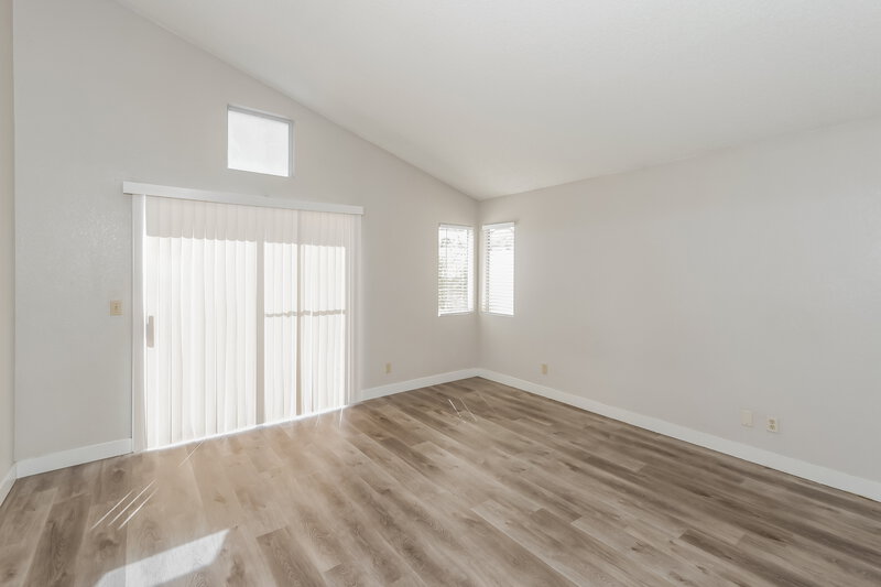 1,975/Mo, 8136 Tone St Las Vegas, NV 89123 Main Bedroom View