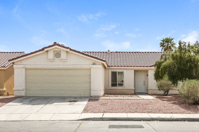 2,210/Mo, 3015 West Hammer Lane North Las Vegas, NV 89031 External View