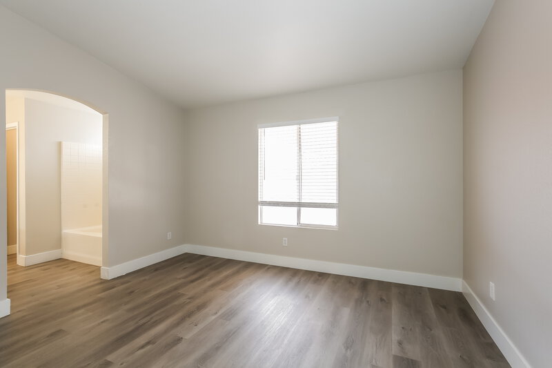 2,210/Mo, 3015 West Hammer Lane North Las Vegas, NV 89031 Main Bedroom View