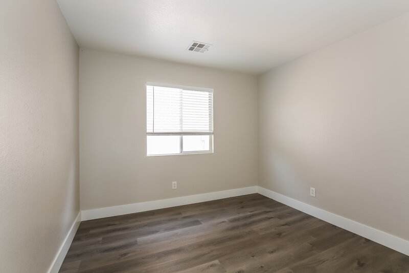 2,210/Mo, 3015 West Hammer Lane North Las Vegas, NV 89031 Bedroom View