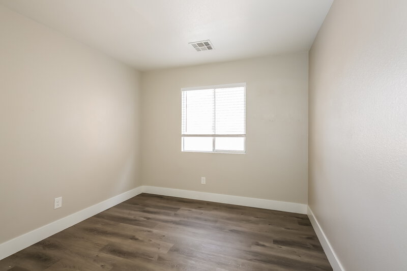 2,210/Mo, 3015 West Hammer Lane North Las Vegas, NV 89031 Bedroom View 2
