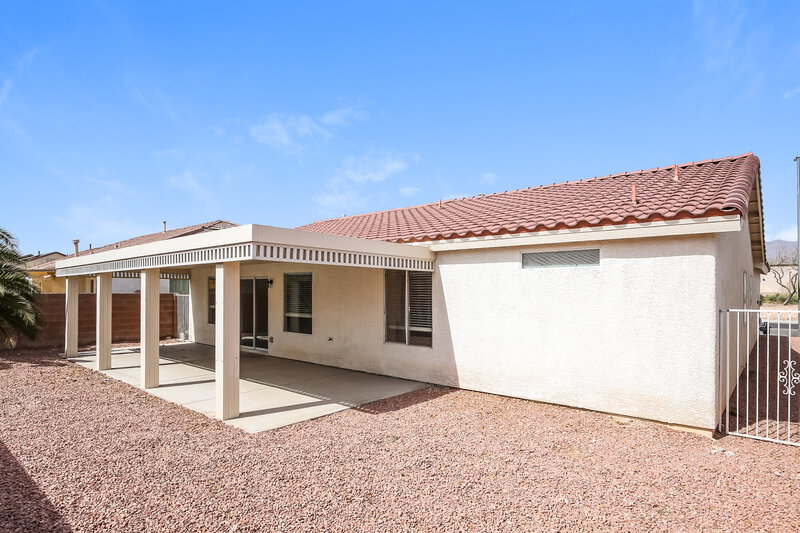 2,210/Mo, 3015 West Hammer Lane North Las Vegas, NV 89031 Rear View