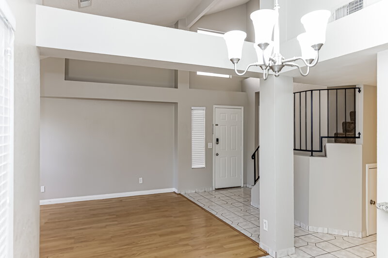 2,190/Mo, 942 Clipper Dr. Henderson, NV 89015 Living Room View 3