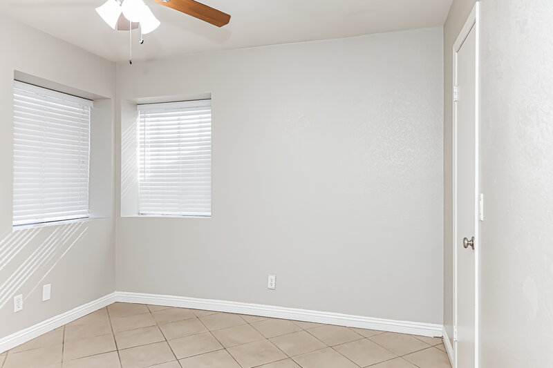2,190/Mo, 942 Clipper Dr. Henderson, NV 89015 Main Bedroom View 2