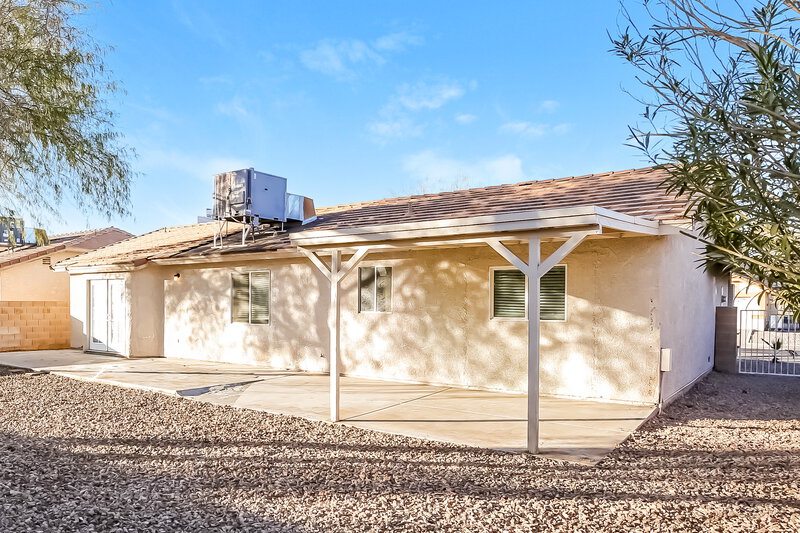 2,040/Mo, 7105 Lodge Circle Las Vegas, NV 89129 Rear View 2