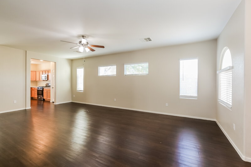 2,850/Mo, 6236 Eagle Crossing Street Las Vegas, NV 89130 Living Room View
