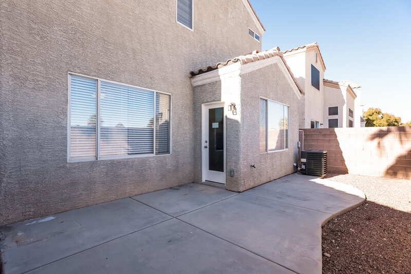 1,750/Mo, 4810 Leadership Court North Las Vegas, NV 89031 Rear View