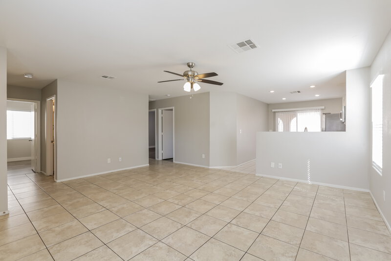 2,050/Mo, 1024 Skyforest Dr Henderson, NV 89011 Living Room View 2