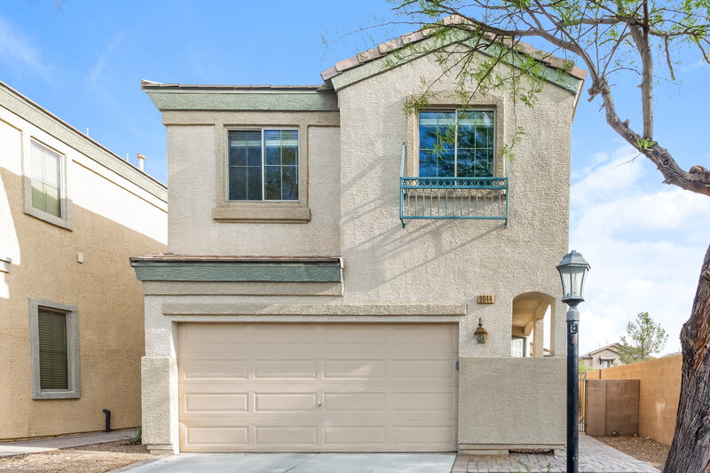 1,950/Mo, 9044 Watermelon Seed Avenue Las Vegas, NV 89143 External View