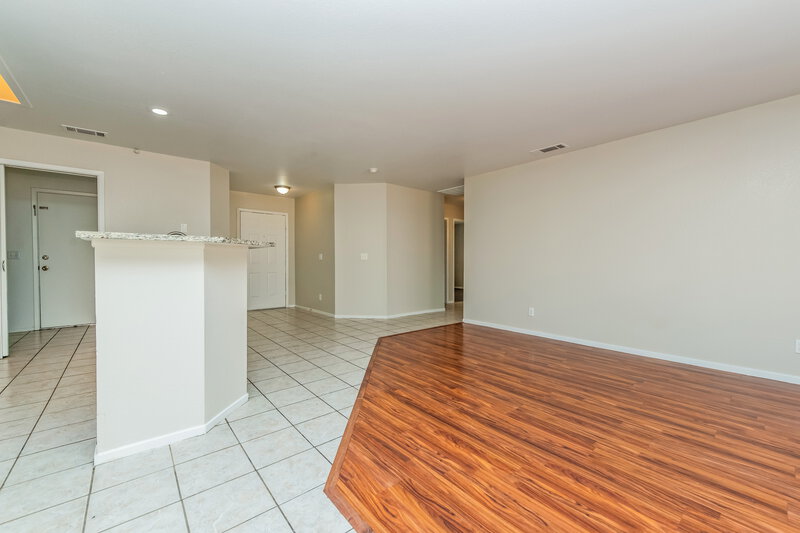 1,930/Mo, 5337 Padero Dr North Las Vegas, NV 89031 Dining Room View