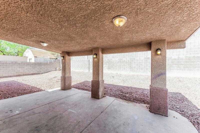 1,930/Mo, 5337 Padero Dr North Las Vegas, NV 89031 Covered Porch View