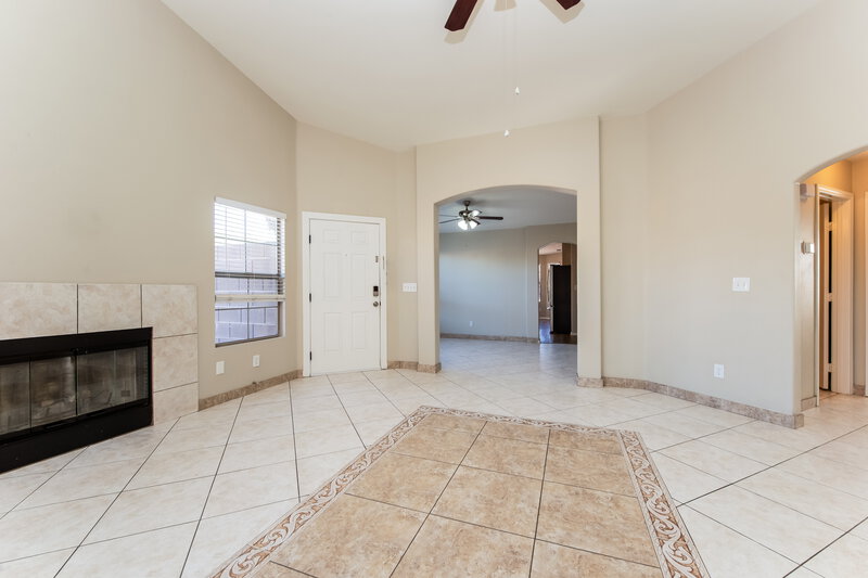 1,835/Mo, 1207 Cobble Lake Ave North Las Vegas, NV 89081 Living Room View 2