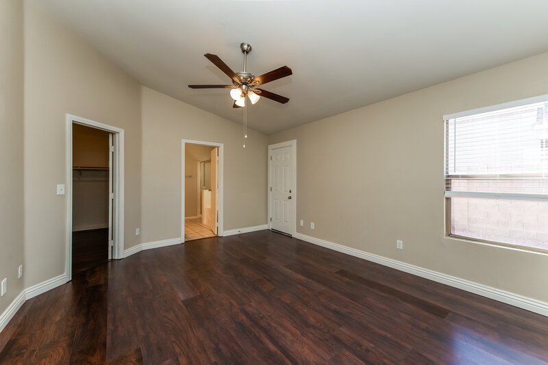 1,835/Mo, 1207 Cobble Lake Ave North Las Vegas, NV 89081 Main Bedroom View