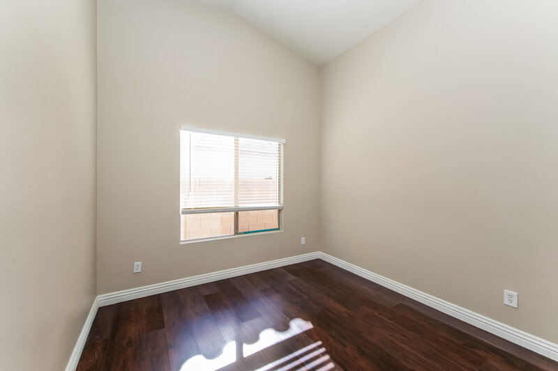 1,835/Mo, 1207 Cobble Lake Ave North Las Vegas, NV 89081 Bedroom View 2