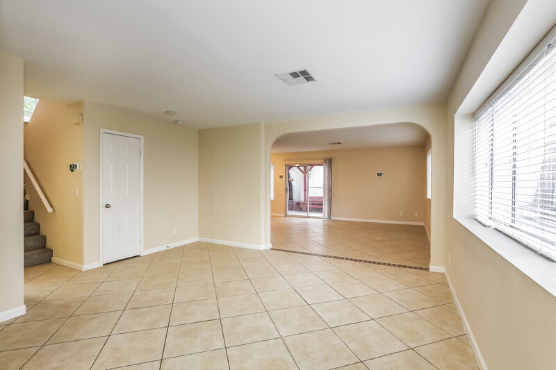 1,995/Mo, 9405 Hershey Lane Las Vegas, NV 89134 Living Room View 2