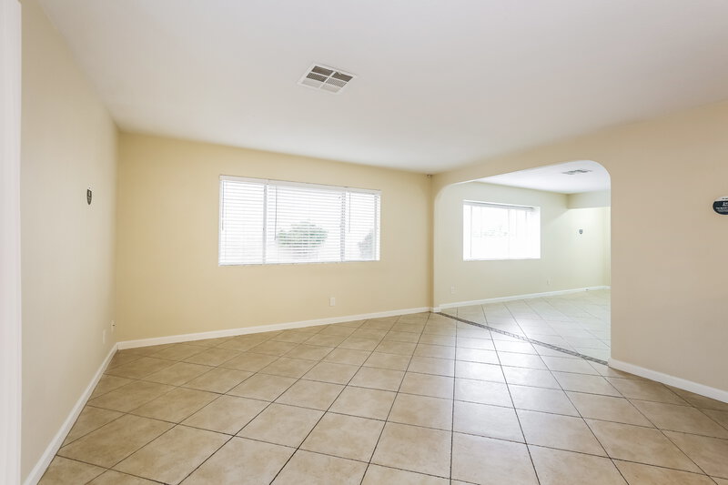 1,995/Mo, 9405 Hershey Lane Las Vegas, NV 89134 Living Room View 5