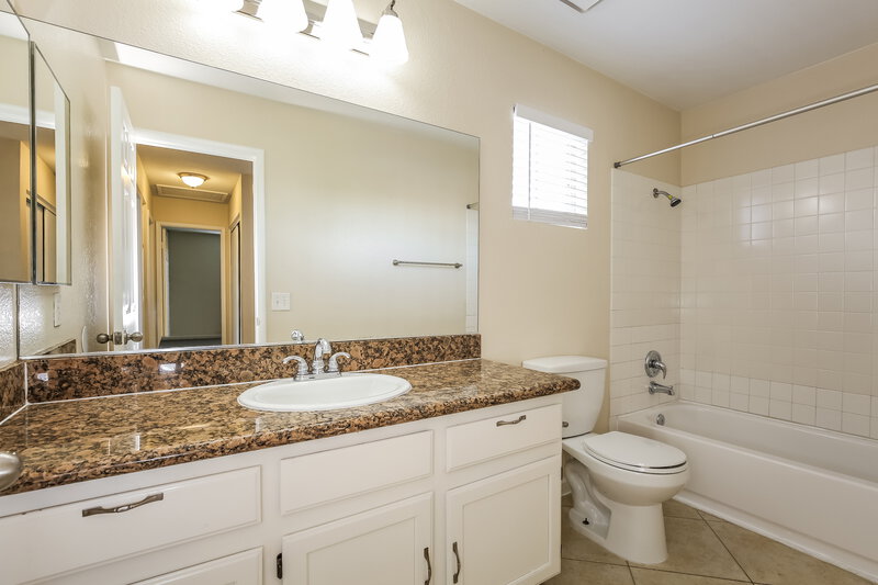 1,995/Mo, 9405 Hershey Lane Las Vegas, NV 89134 Main Bathroom View 2