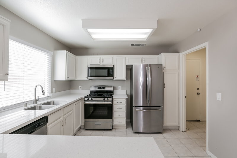 2,115/Mo, 1812 Sierra Hills Wy Las Vegas, NV 89128 Kitchen View