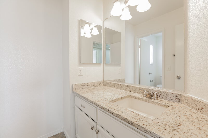 2,115/Mo, 1812 Sierra Hills Wy Las Vegas, NV 89128 Main Bathroom View 2