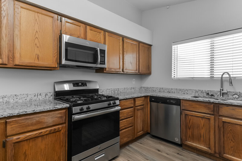 3,010/Mo, 916 Anchor Drive Henderson, NV 89015 Kitchen View