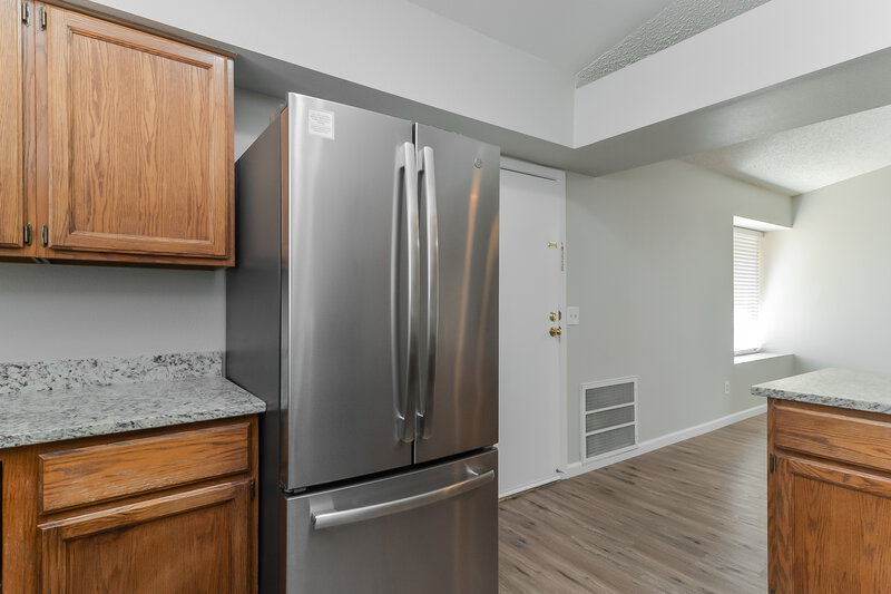 3,010/Mo, 916 Anchor Drive Henderson, NV 89015 Kitchen View 2