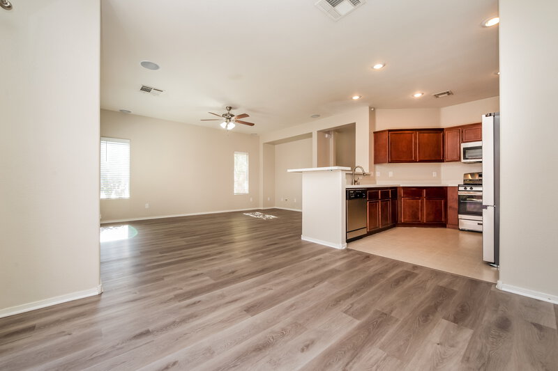 2,100/Mo, 1240 Maple Pines Ave North Las Vegas, NV 89081 Dining Room View