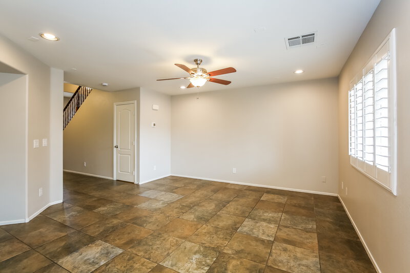 2,245/Mo, 10611 Gibbous Moon Dr Las Vegas, NV 89129 Living Room View 3