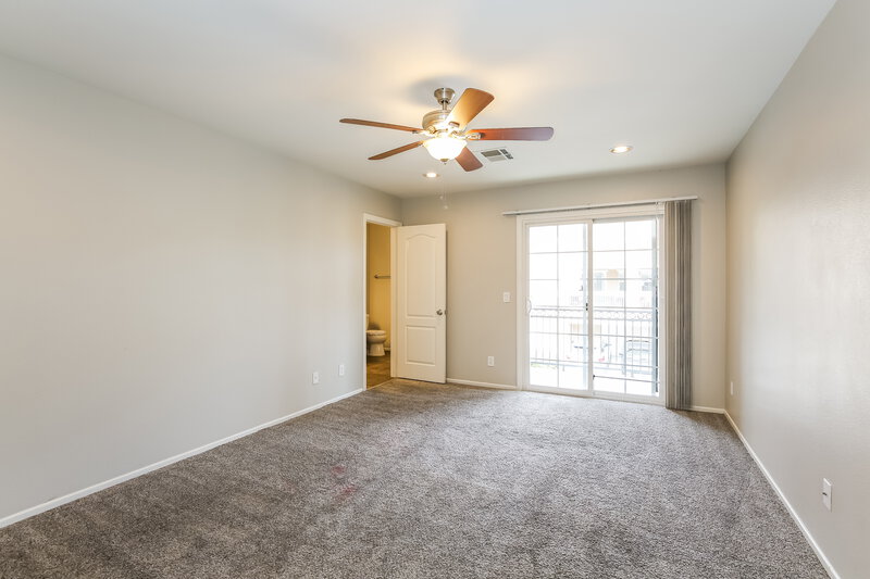 2,245/Mo, 10611 Gibbous Moon Dr Las Vegas, NV 89129 Main Bedroom View