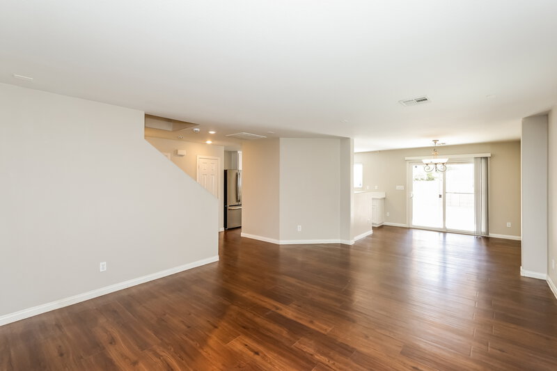 1,950/Mo, 5305 Jackson Valley Court Las Vegas, NV 89131 Living Room View