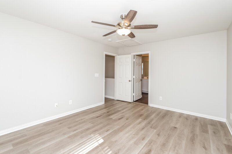 1,950/Mo, 5305 Jackson Valley Court Las Vegas, NV 89131 Main Bedroom View 2