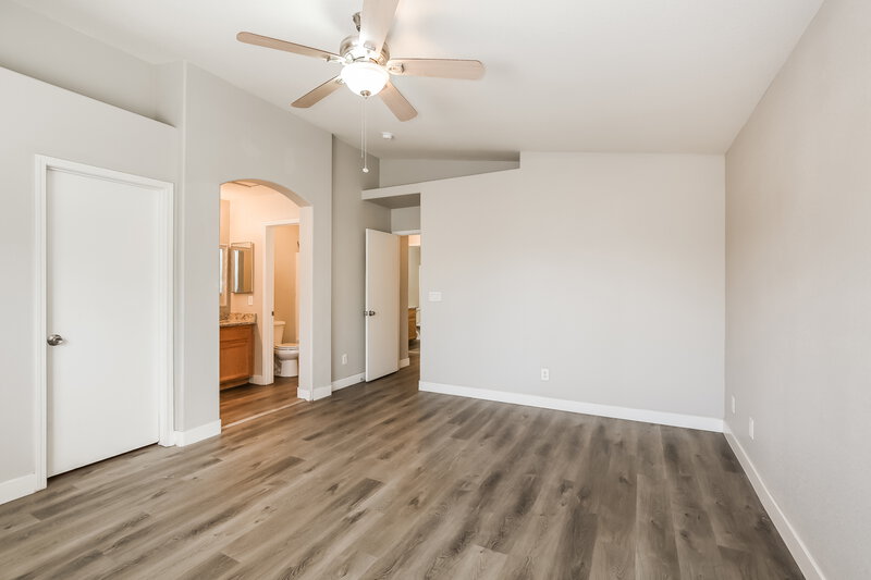 1,790/Mo, 5119 Keswick Road North Las Vegas, NV 89031 Main Bedroom View 2