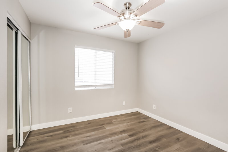 1,790/Mo, 5119 Keswick Road North Las Vegas, NV 89031 Bedroom View